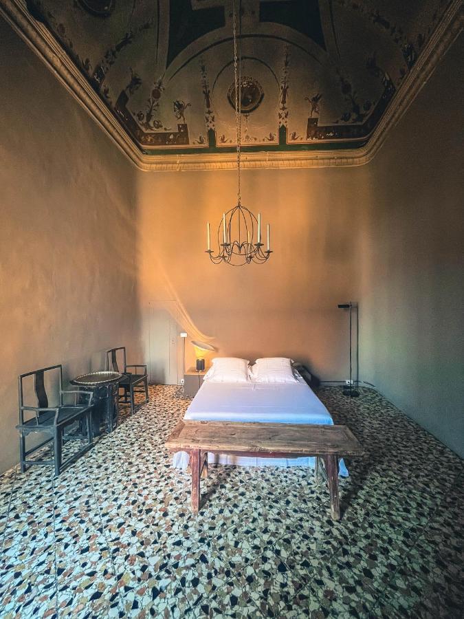 Palazzo Del Settecento Apartment Ravenna Bagian luar foto