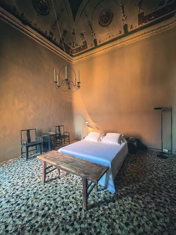 Palazzo Del Settecento Apartment Ravenna Bagian luar foto